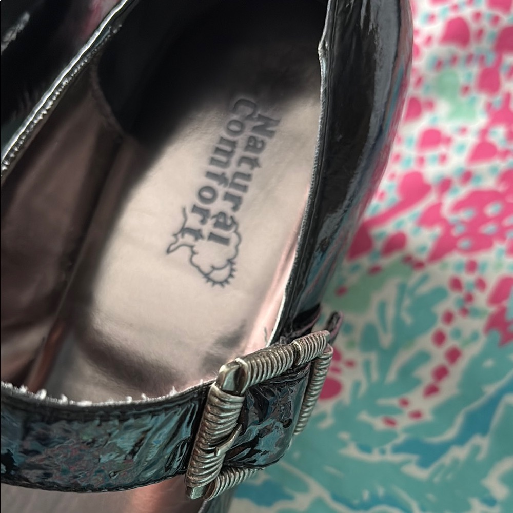 Women's Black Dress Shoes - Picture 3 of 7